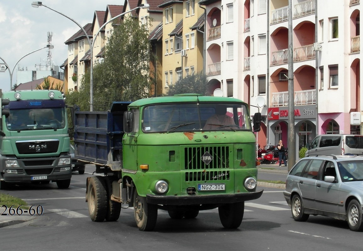 Венгрия, № NGZ-304 — IFA W50L/K