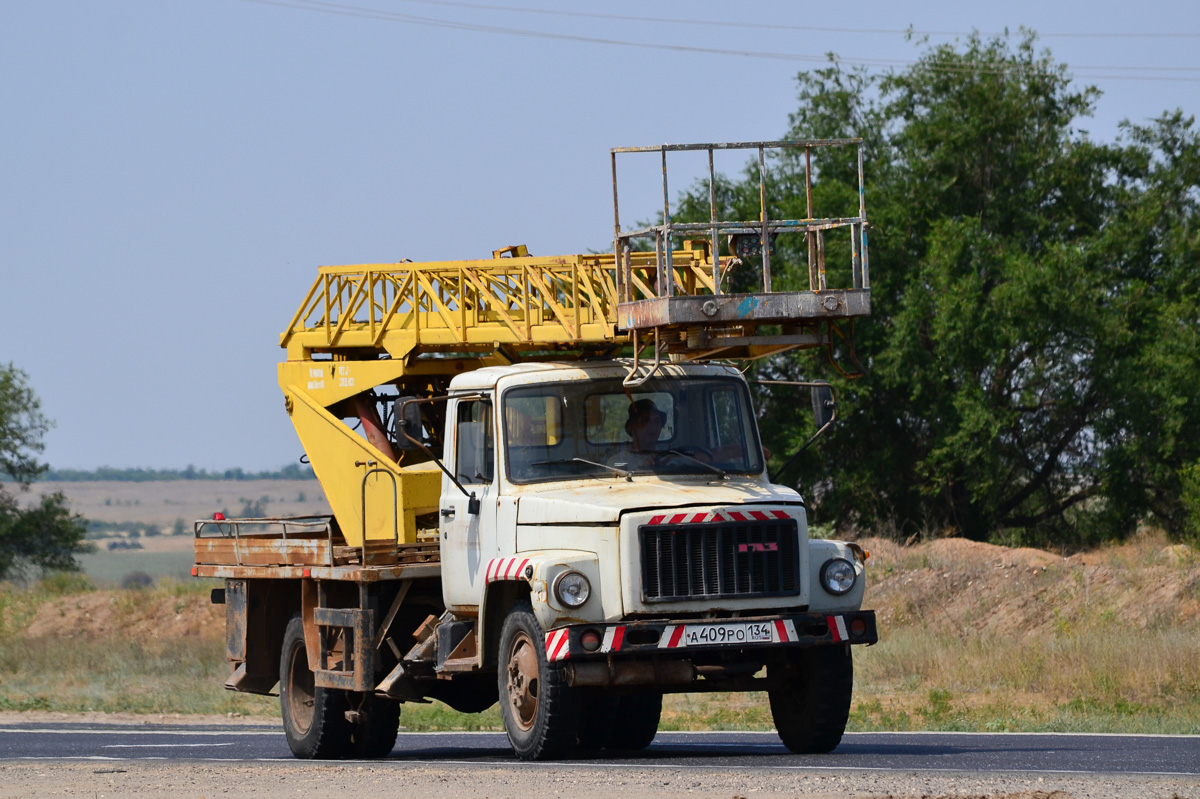 Волгоградская область, № А 409 РО 134 — ГАЗ-3307