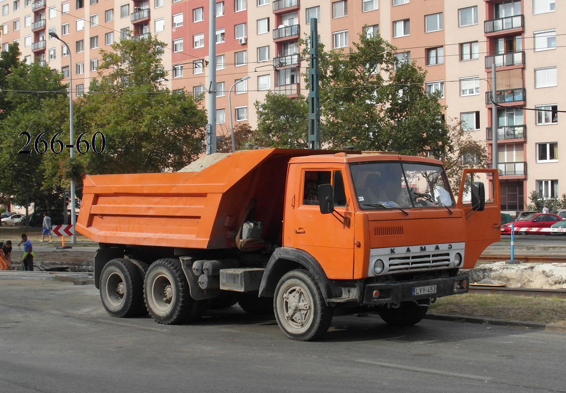 Венгрия, № LYY-453 — КамАЗ-55111 (общая модель); Венгрия — Работы по строительству и реконструкции трамвайной сети в Будапеште