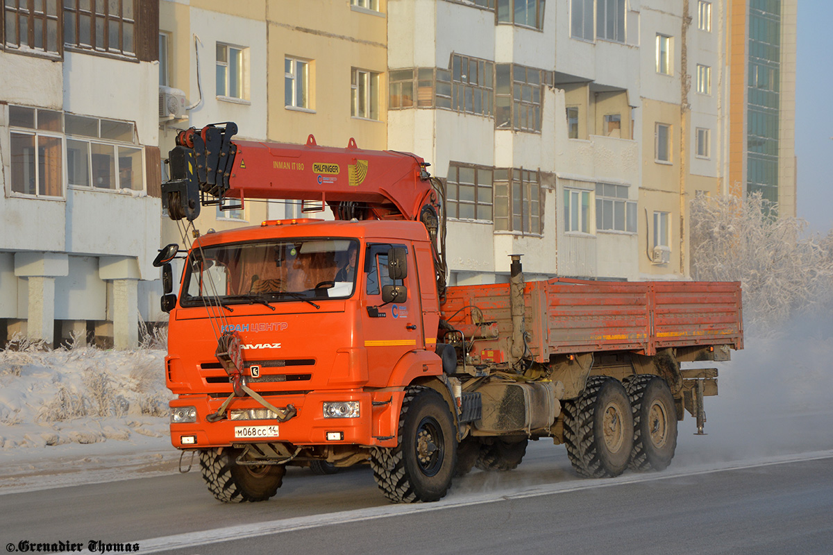 Саха (Якутия), № М 068 СС 14 — КамАЗ-43118-46