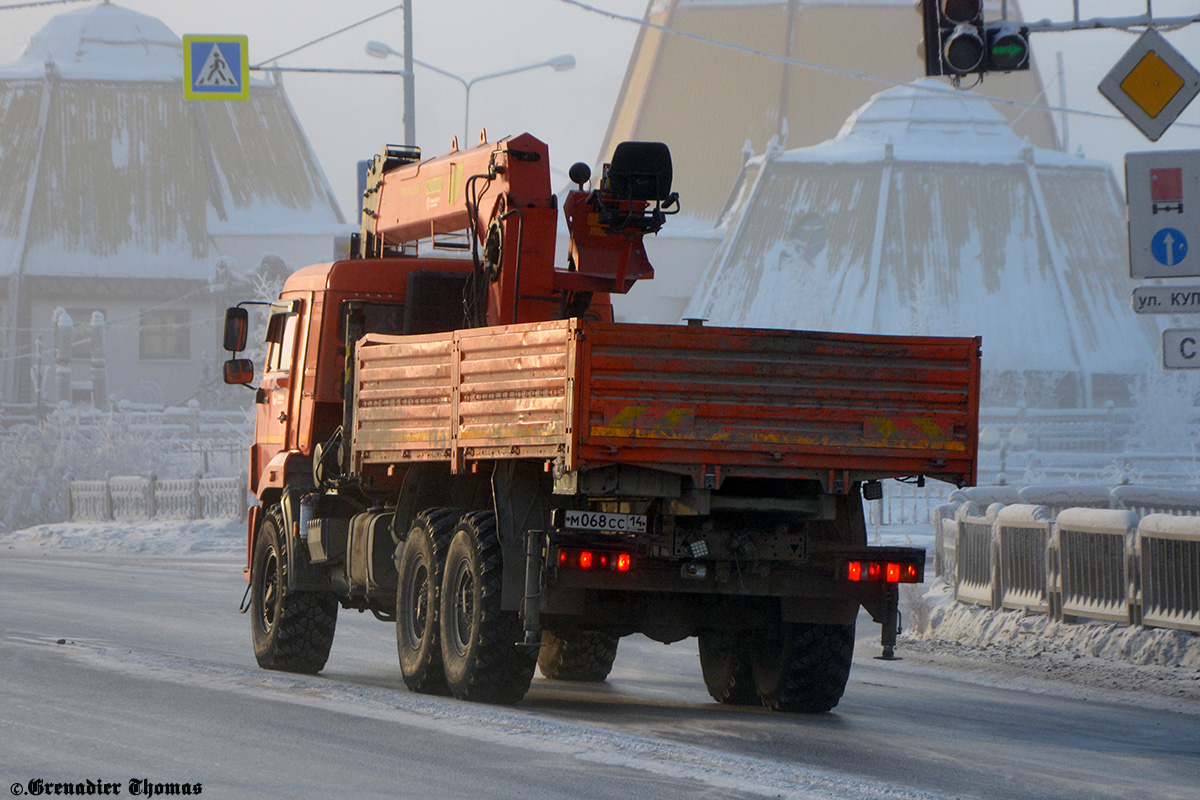 Саха (Якутия), № М 068 СС 14 — КамАЗ-43118-46