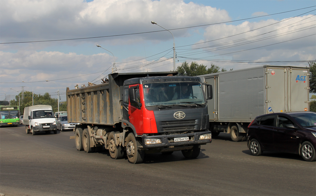 Красноярский край, № К 075 НР 124 — FAW J5 CA3312