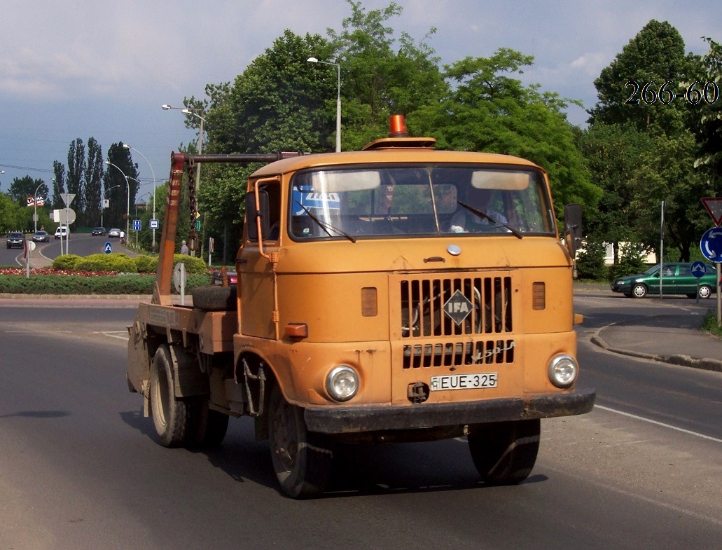 Венгрия, № EUE-325 — IFA W50L/K