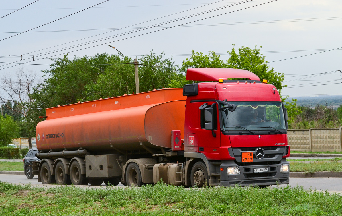 Волгоградская область, № Е 819 ВК 134 — Mercedes-Benz Actros '09 1841 [Z9M]