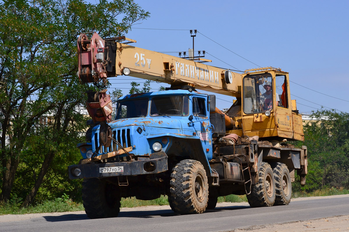 Волгоградская область, № С 797 УО 34 — Урал-4320-40