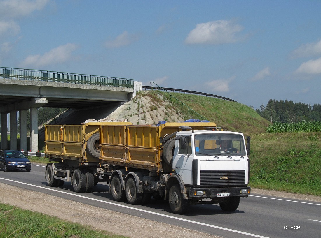 Витебская область, № АЕ 2111-2 — МАЗ-5516 (общая модель)