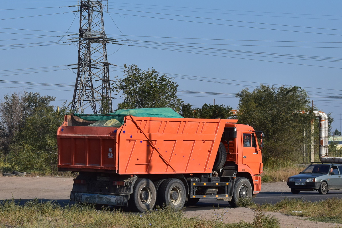 Волгоградская область, № В 979 КР 134 — КамАЗ-6520-06 [65200F]