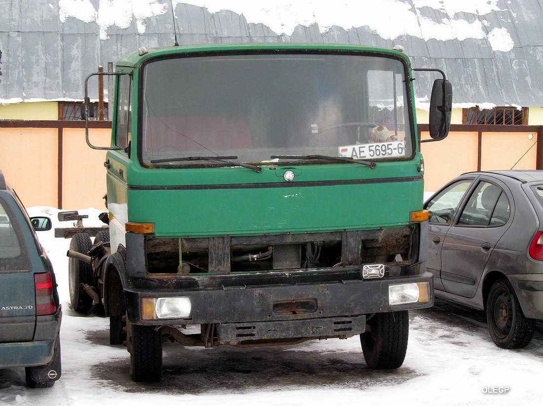 Могилёвская область, № АЕ 5695-6 — Mercedes-Benz LP (общ. мод.)