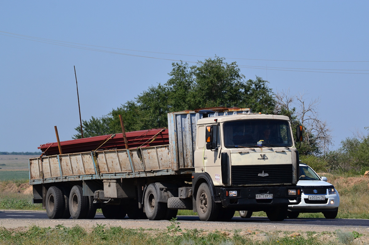 Волгоградская область, № Е 673 ВК 34 — МАЗ-54329