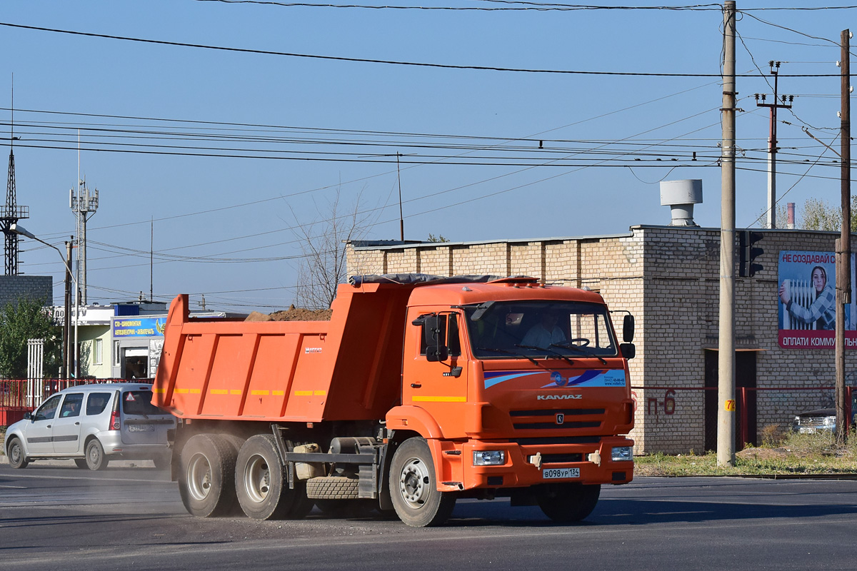 Волгоградская область, № В 098 УР 134 — КамАЗ-65115-42