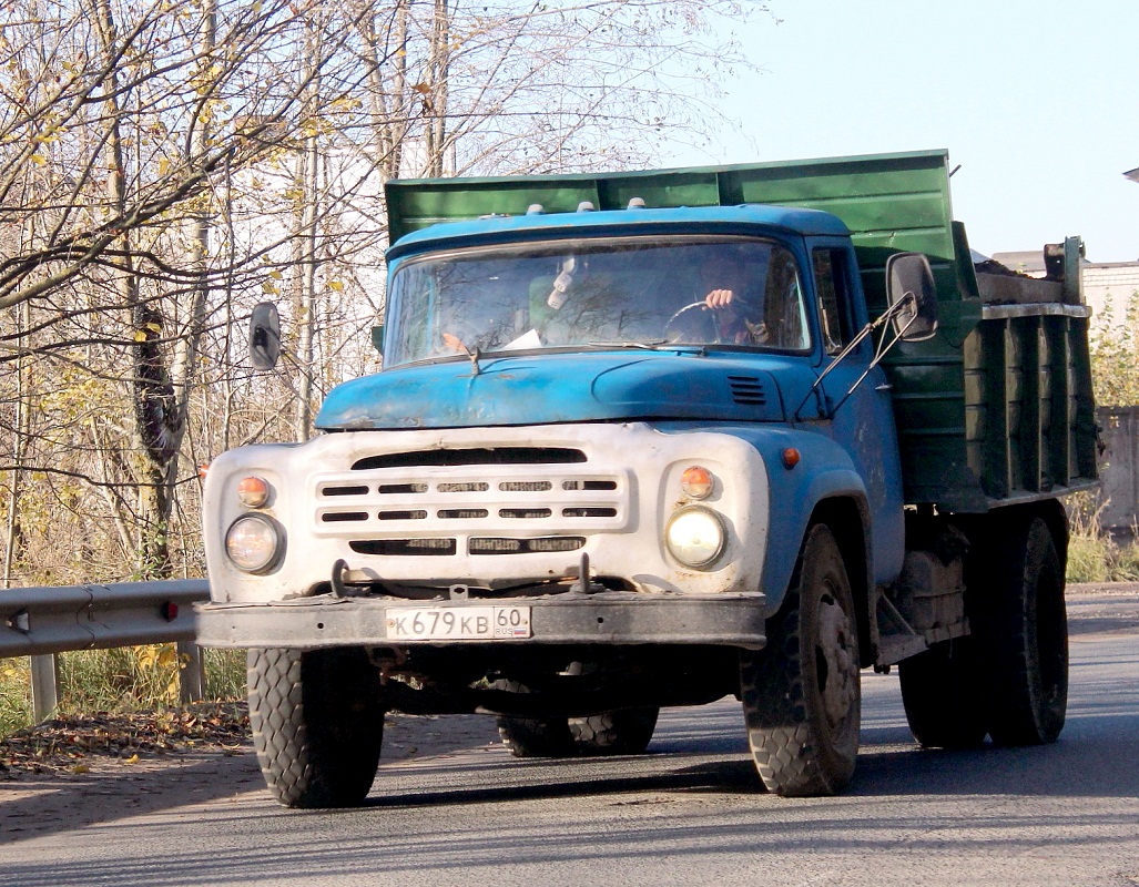 Псковская область, № К 679 КВ 60 — ЗИЛ-495810