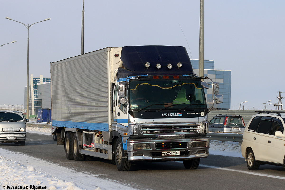 Хабаровский край, № М 625 МХ 27 — Isuzu Giga (общая модель)