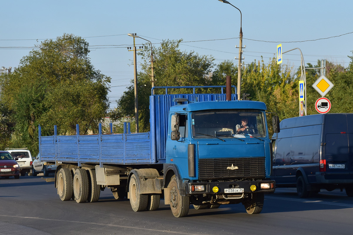 Волгоградская область, № Р 038 ОК 34 — МАЗ-54323