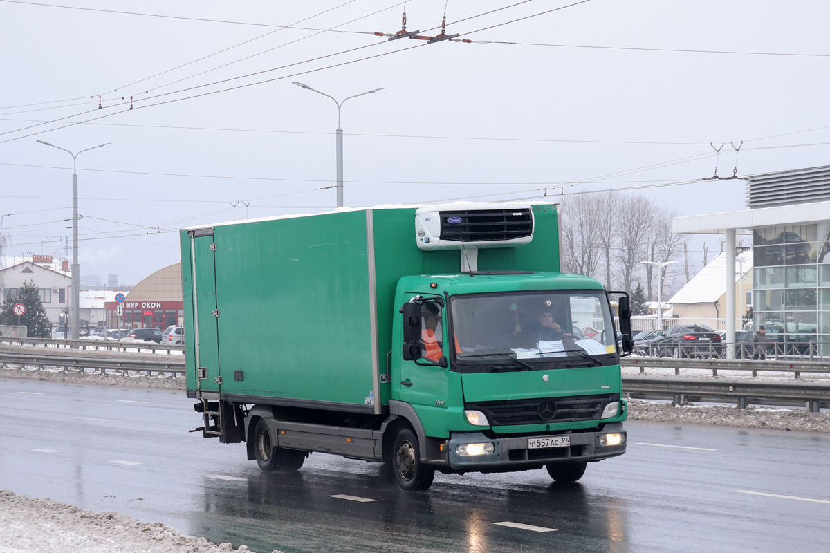 Калининградская область, № Р 557 АС 39 — Mercedes-Benz Atego 818