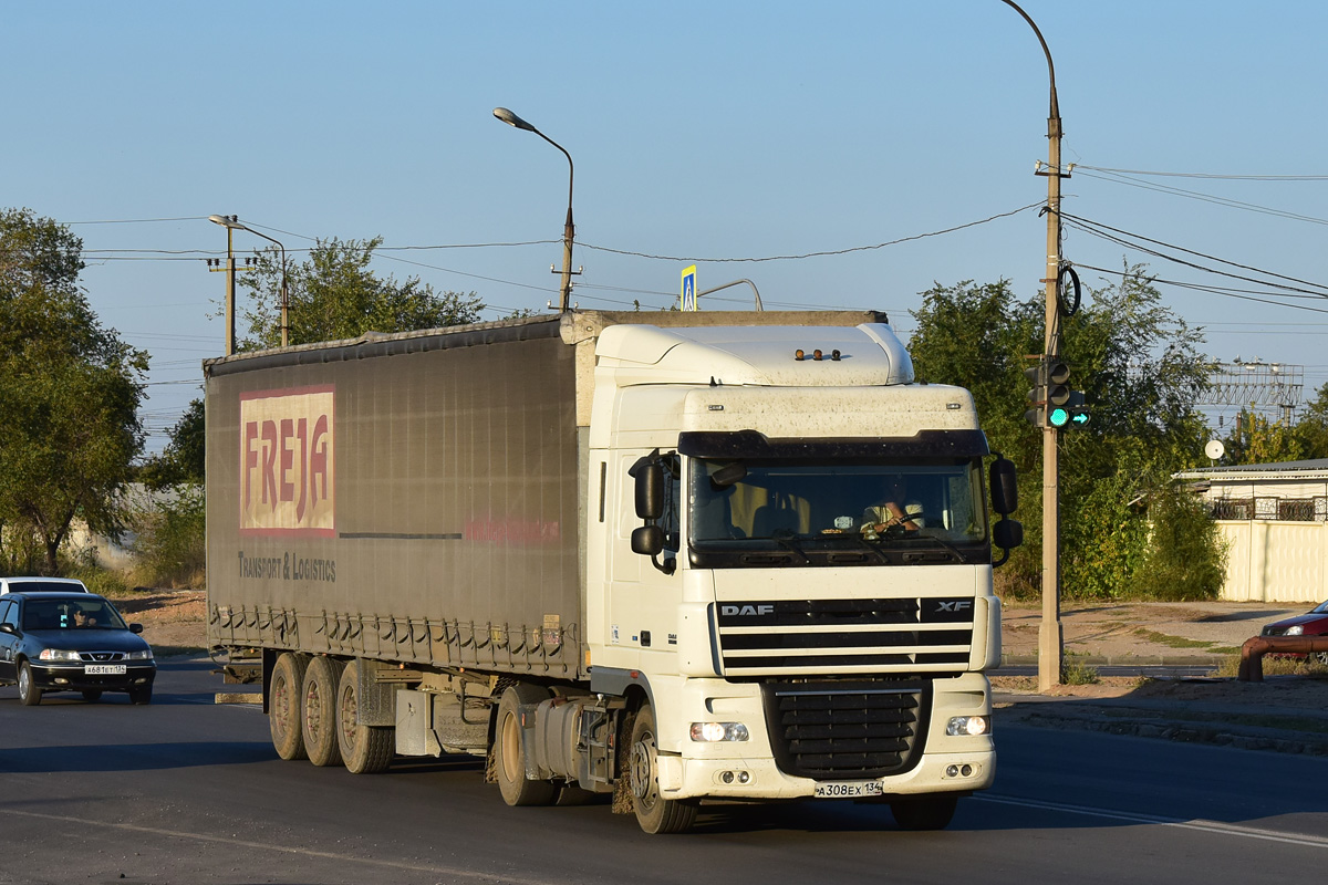 Волгоградская область, № А 308 ЕХ 134 — DAF XF105 FT