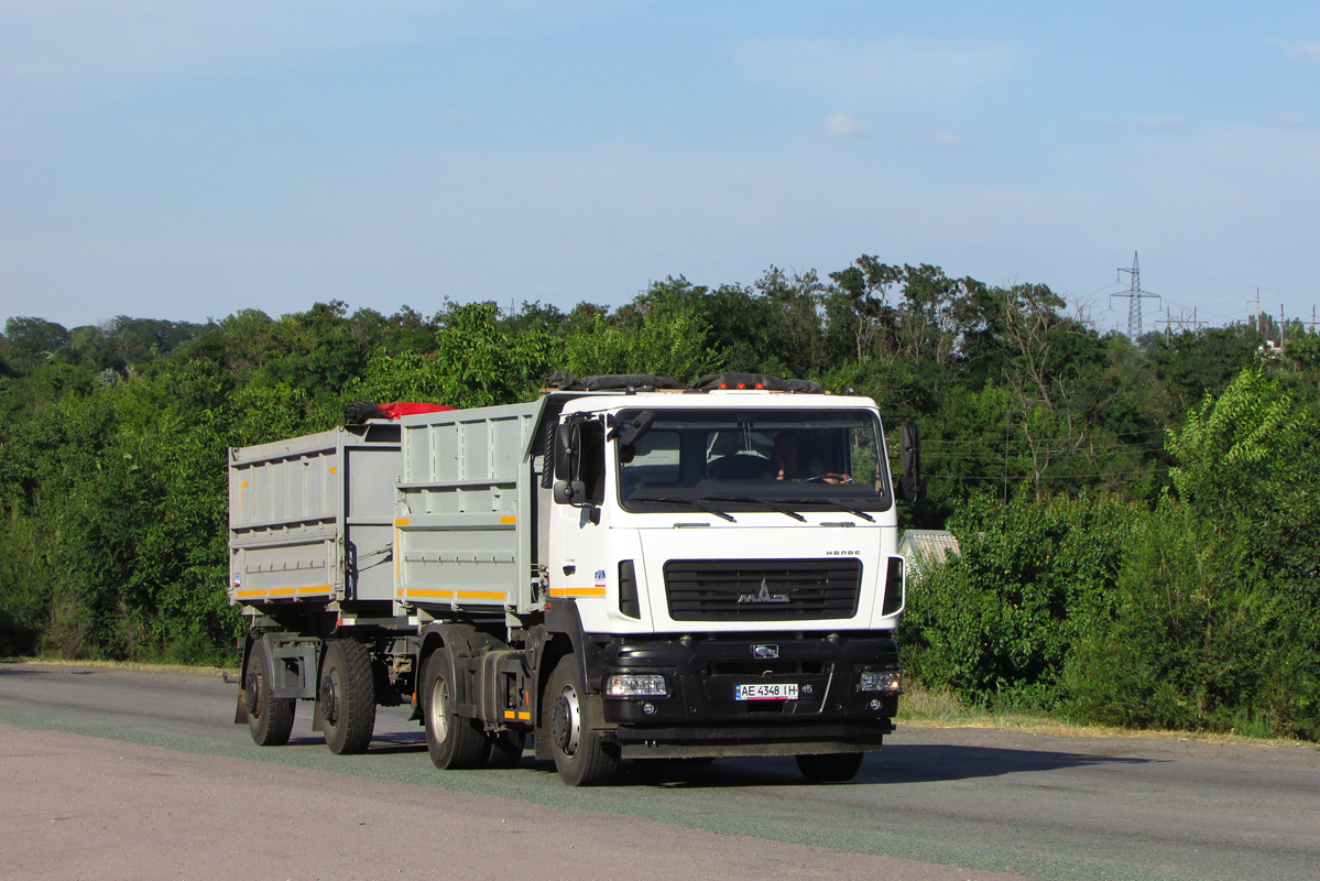 Днепропетровская область, № АЕ 4348 ІН — МАЗ-5550C5