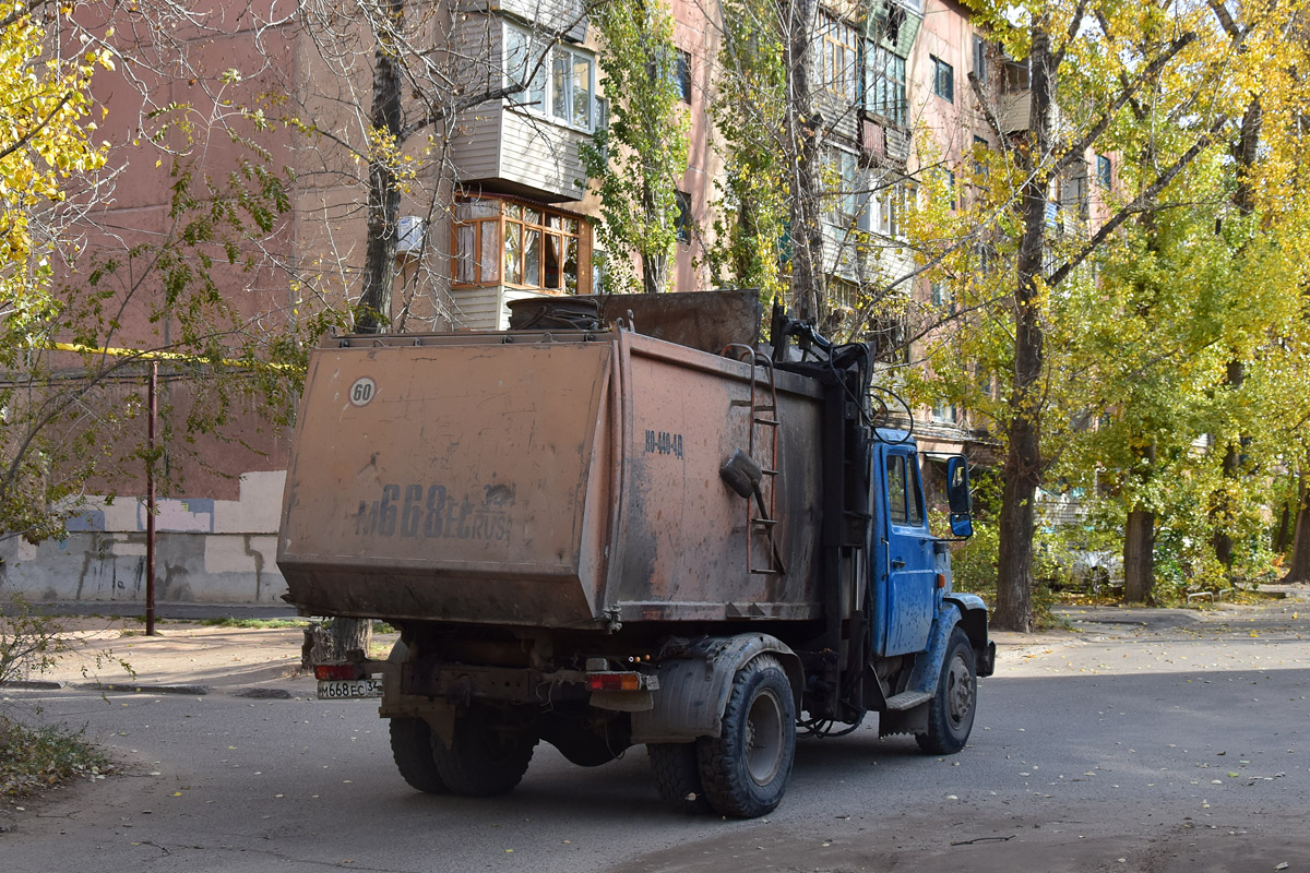 Волгоградская область, № М 668 ЕС 34 — ЗИЛ-432932