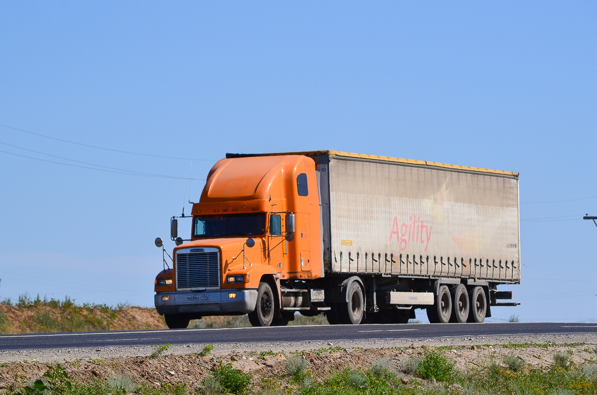 Волгоградская область, № В 686 ХТ 134 — Freightliner FLD 120