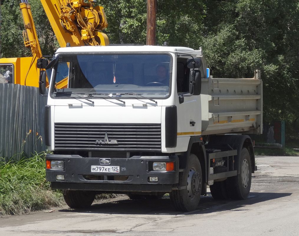 Приморский край, № М 797 КЕ 125 — МАЗ-5550B3
