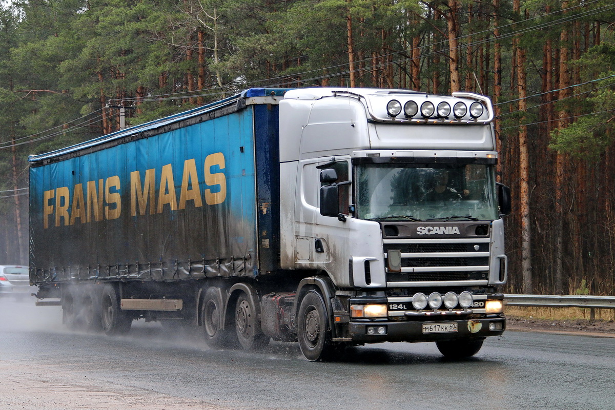 Псковская область, № М 617 КК 60 — Scania ('1996) R124L