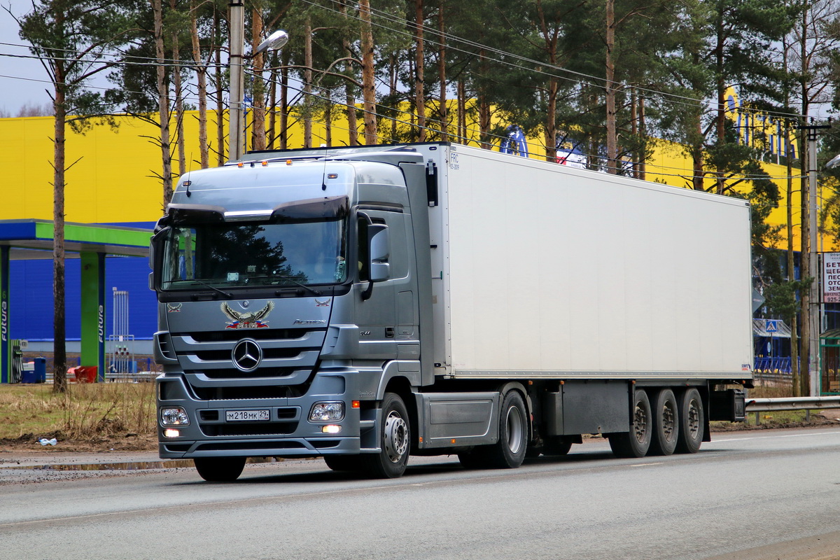 Архангельская область, № М 218 МК 29 — Mercedes-Benz Actros ('2009) 1844