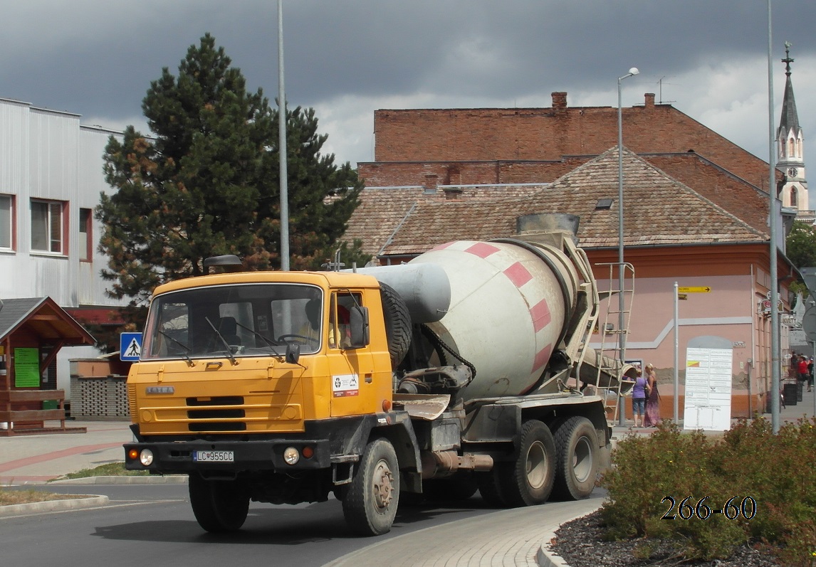 Словакия, № LC-955CC — Tatra 815 P14