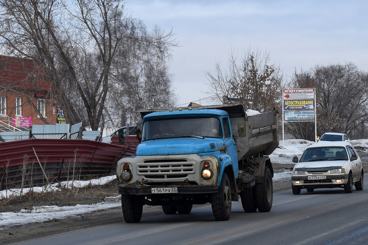 Алтайский край, № Т 561 РХ 22 — ЗИЛ-495710