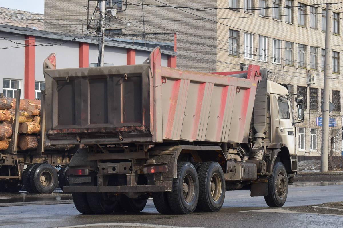 Алтайский край, № В 359 ОА 98 — Renault G-Series Maxter