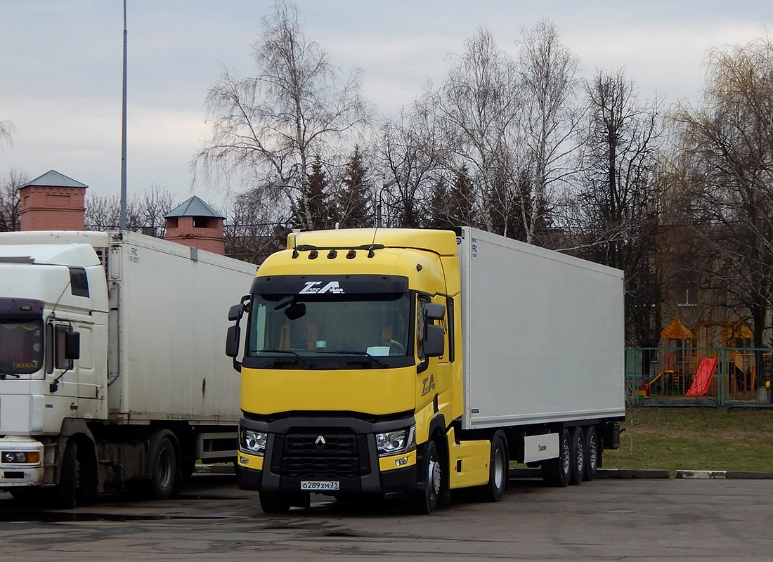 Белгородская область, № A224 — Renault T-Series ('2013)