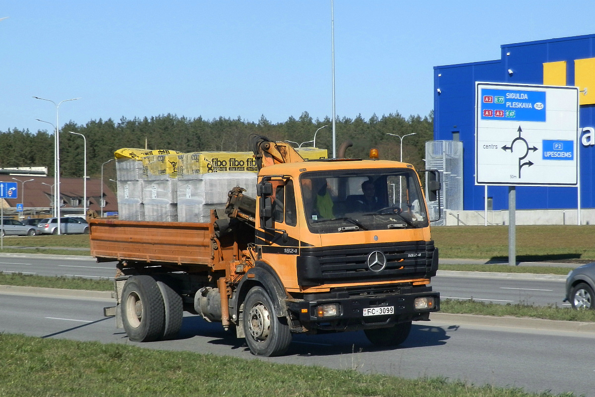 Латвия, № FC-3099 — Mercedes-Benz SK 1824