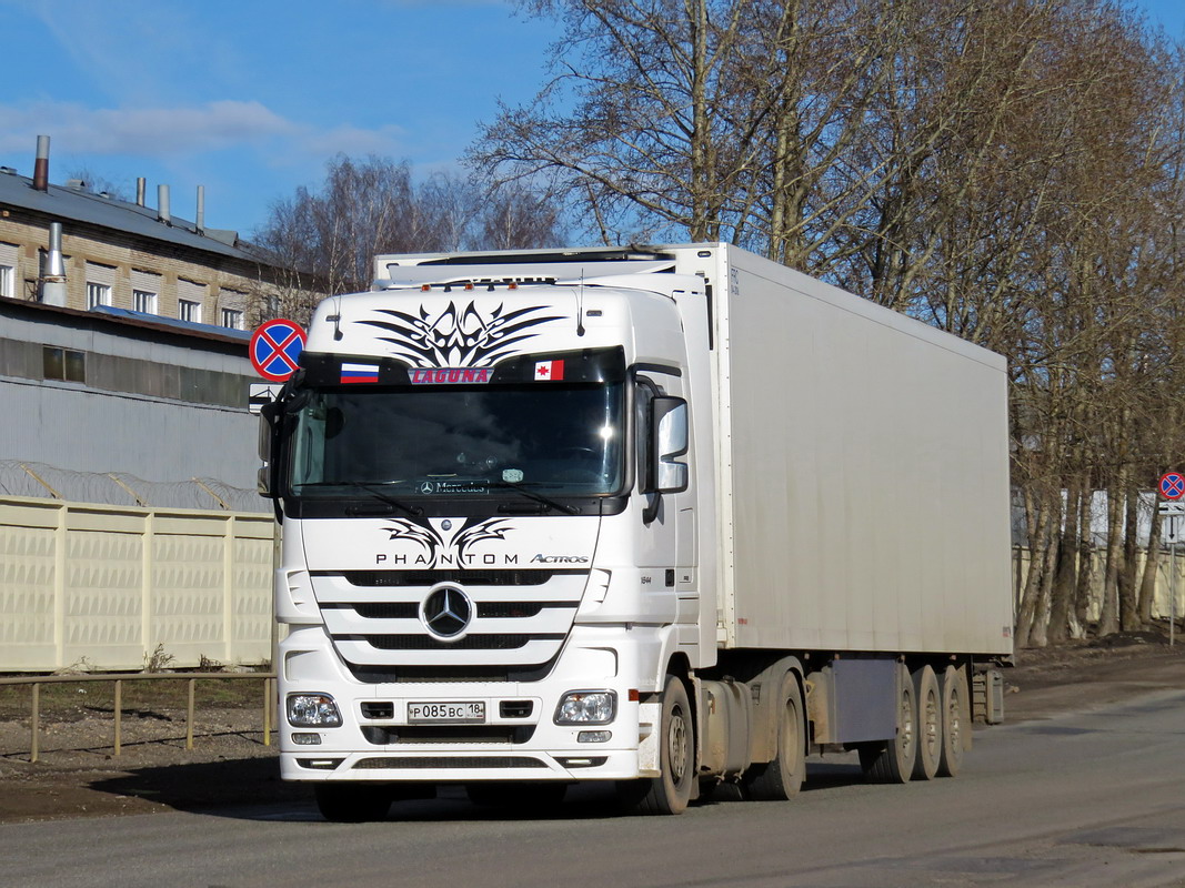 Удмуртия, № Р 085 ВС 18 — Mercedes-Benz Actros ('2009) 1844