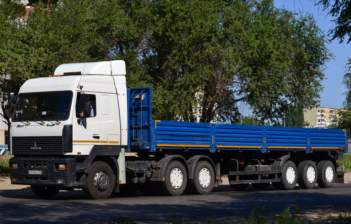 Волгоградская область, № А 714 КХ 134 — МАЗ-6430A8