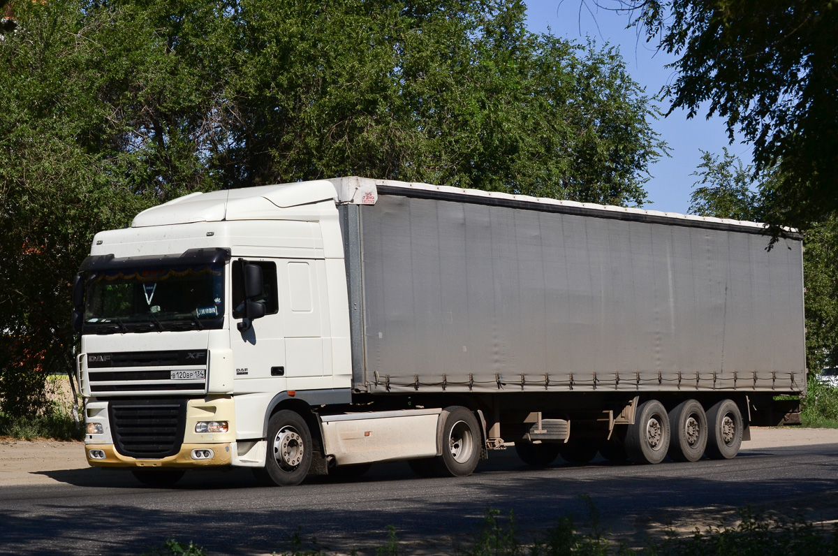 Волгоградская область, № В 120 ВР 134 — DAF XF105 FT