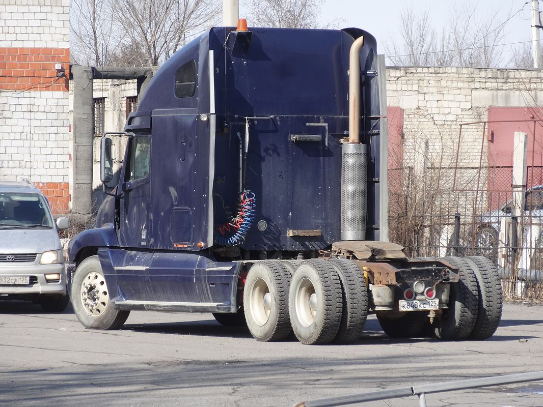 Приморский край, № К 848 КС 125 — Freightliner Century Class