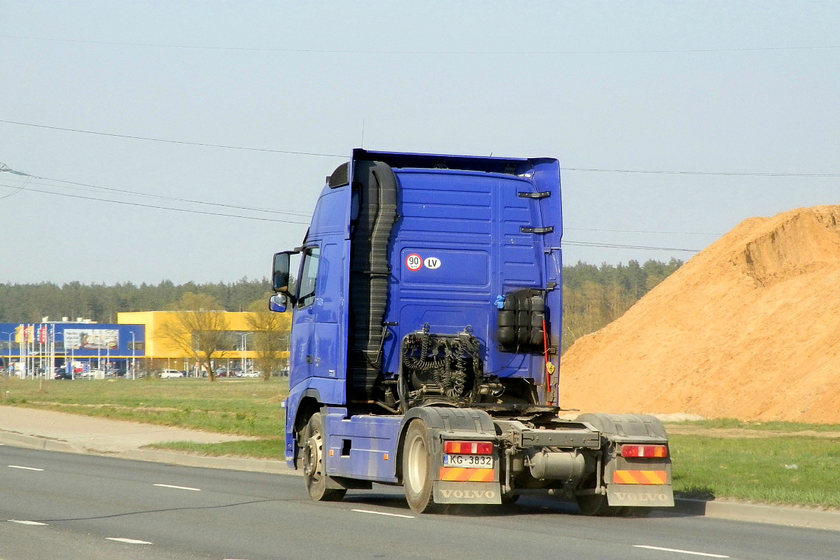 Латвия, № KG-3832 — Volvo ('2008) FH.500