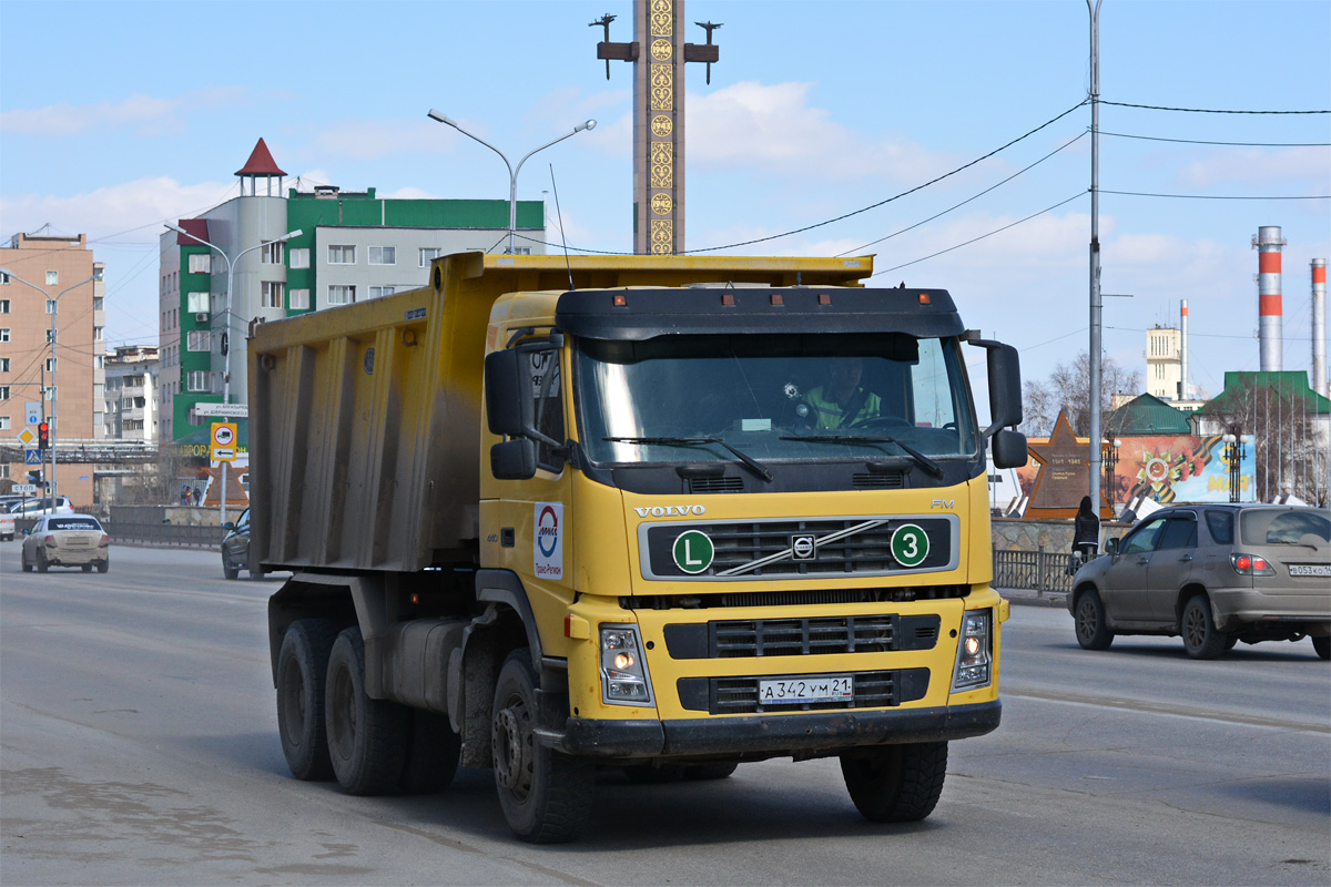 Чувашия, № А 342 УМ 21 — Volvo ('2002) FM12.440