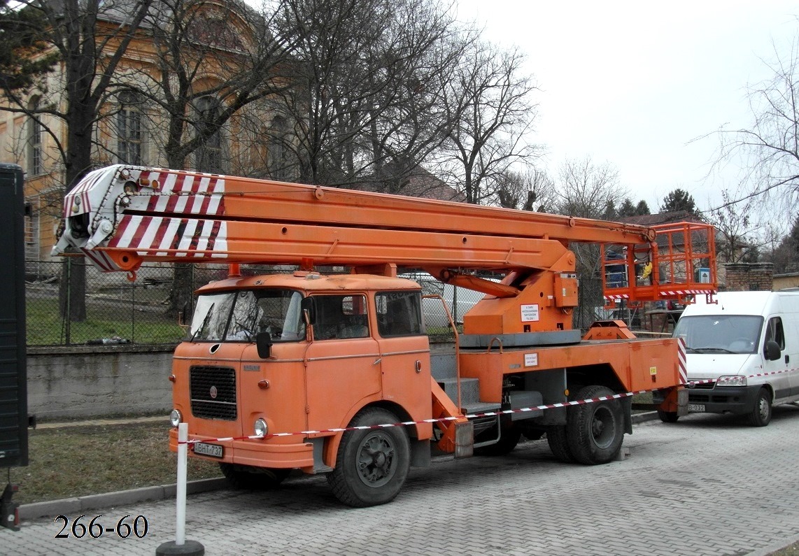 Венгрия, № BHT-737 — Škoda 706 RT