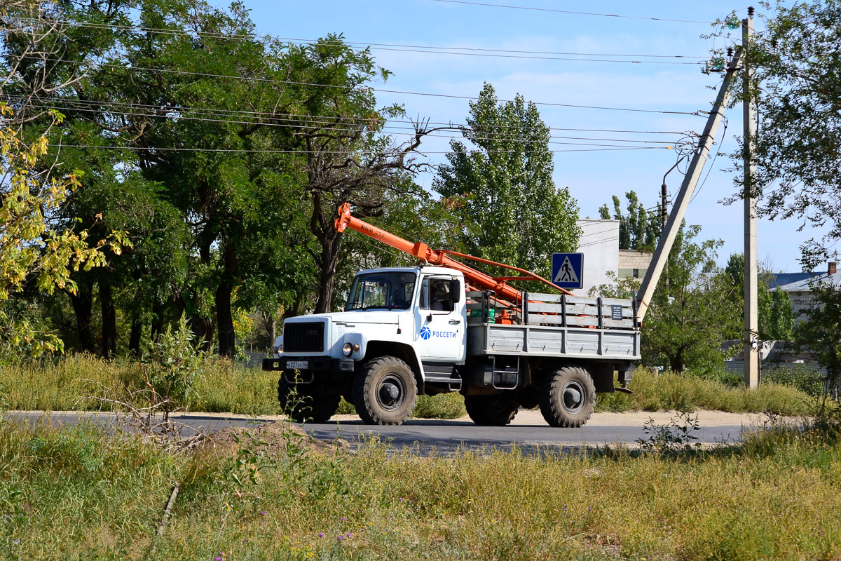 Оренбургская область, № О 327 ХО 56 — ГАЗ-33081 «Садко»