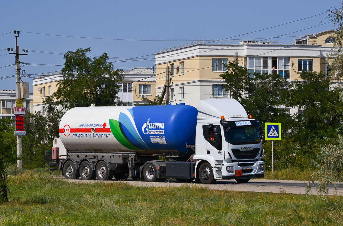 Астраханская область, № Х 105 ММ 30 — IVECO Stralis ('2012)