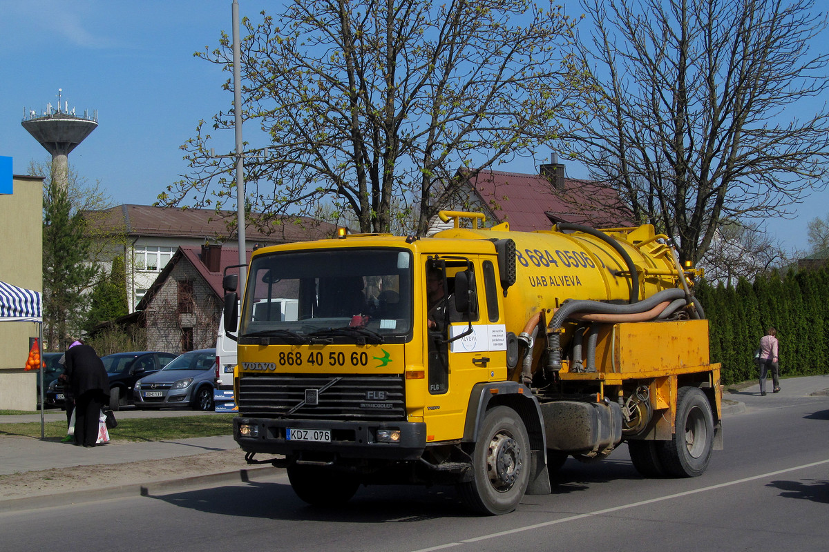 Литва, № KDZ 076 — Volvo FL6