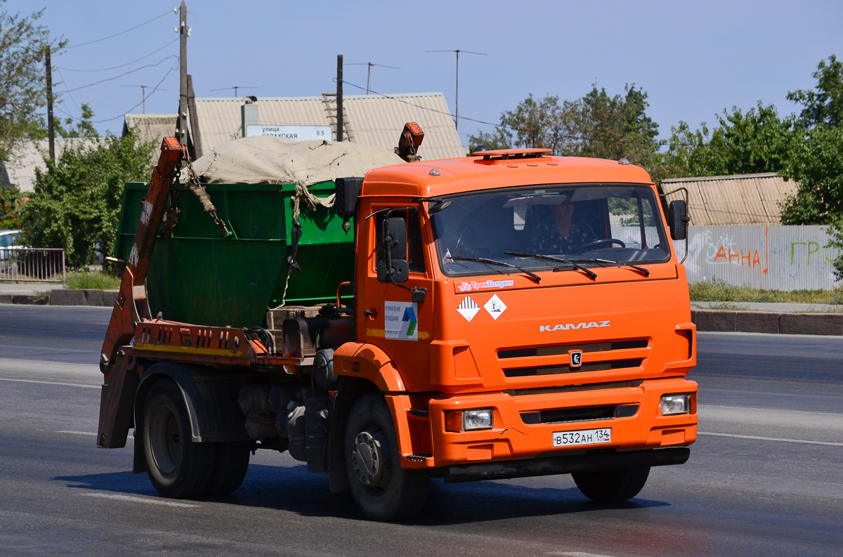 Волгоградская область, № В 532 АН 134 — КамАЗ-43253-R4(28)