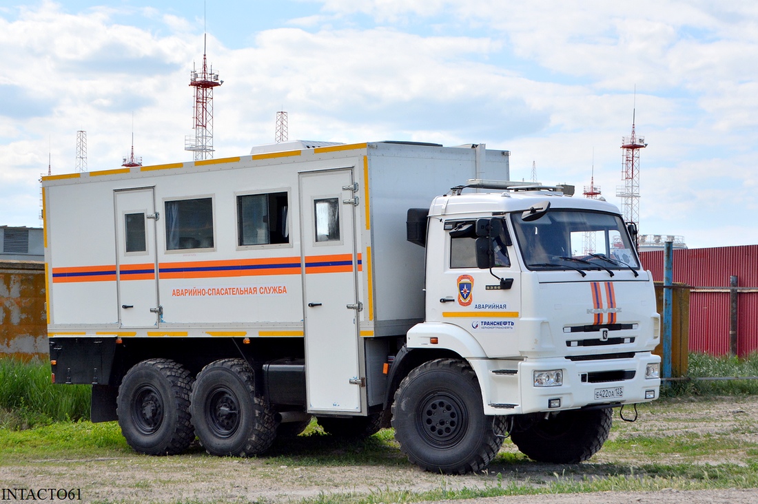 Краснодарский край, № Е 422 ОА 123 — КамАЗ-5350-42