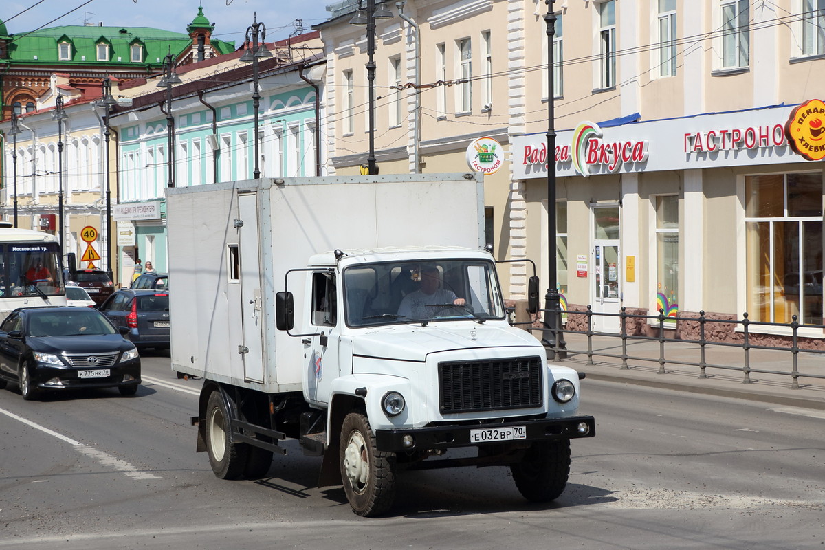 Томская область, № Е 032 ВР 70 — ГАЗ-3307