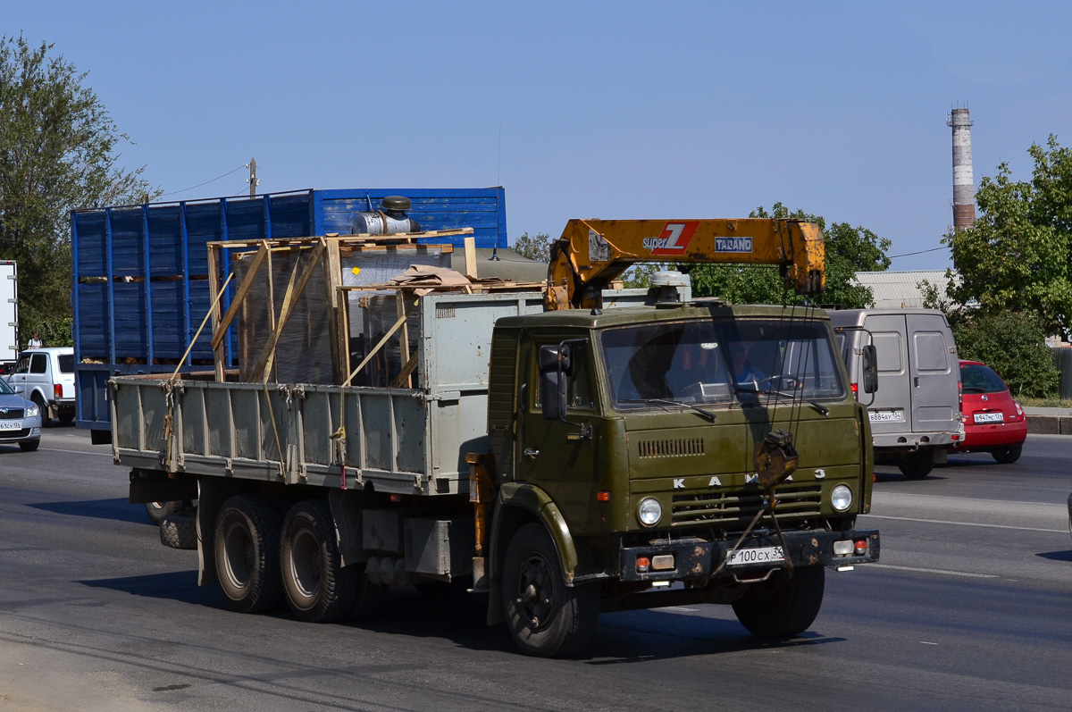 Волгоградская область, № Р 100 СХ 34 — КамАЗ (общая модель)