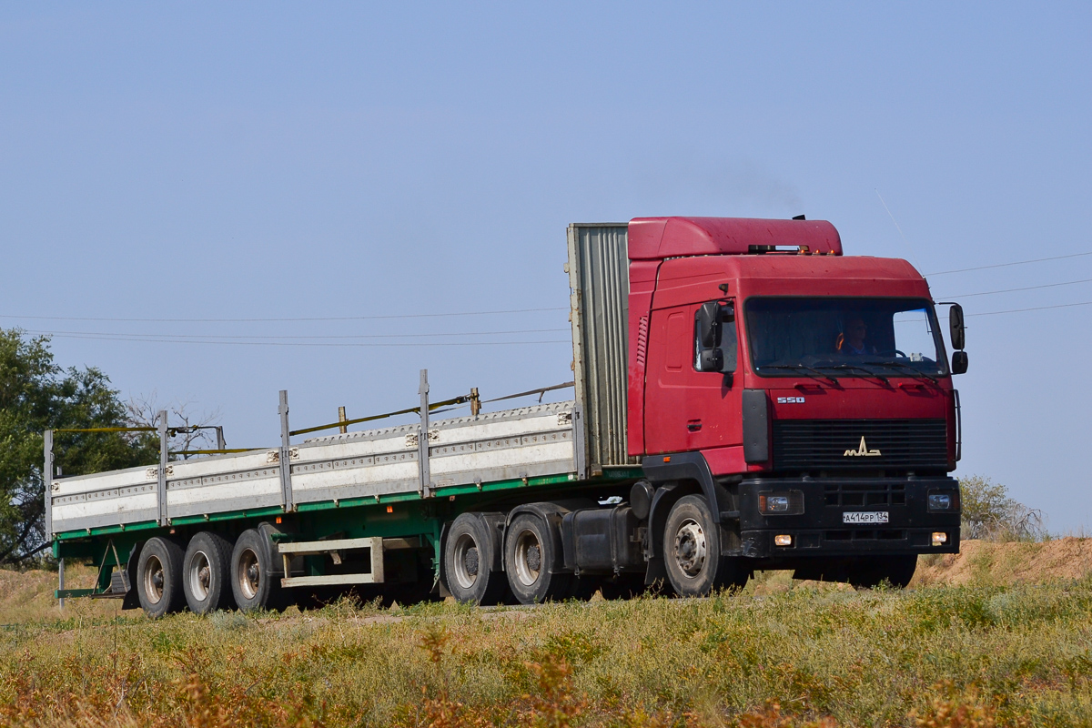 Волгоградская область, № А 414 РР 134 — МАЗ-643008