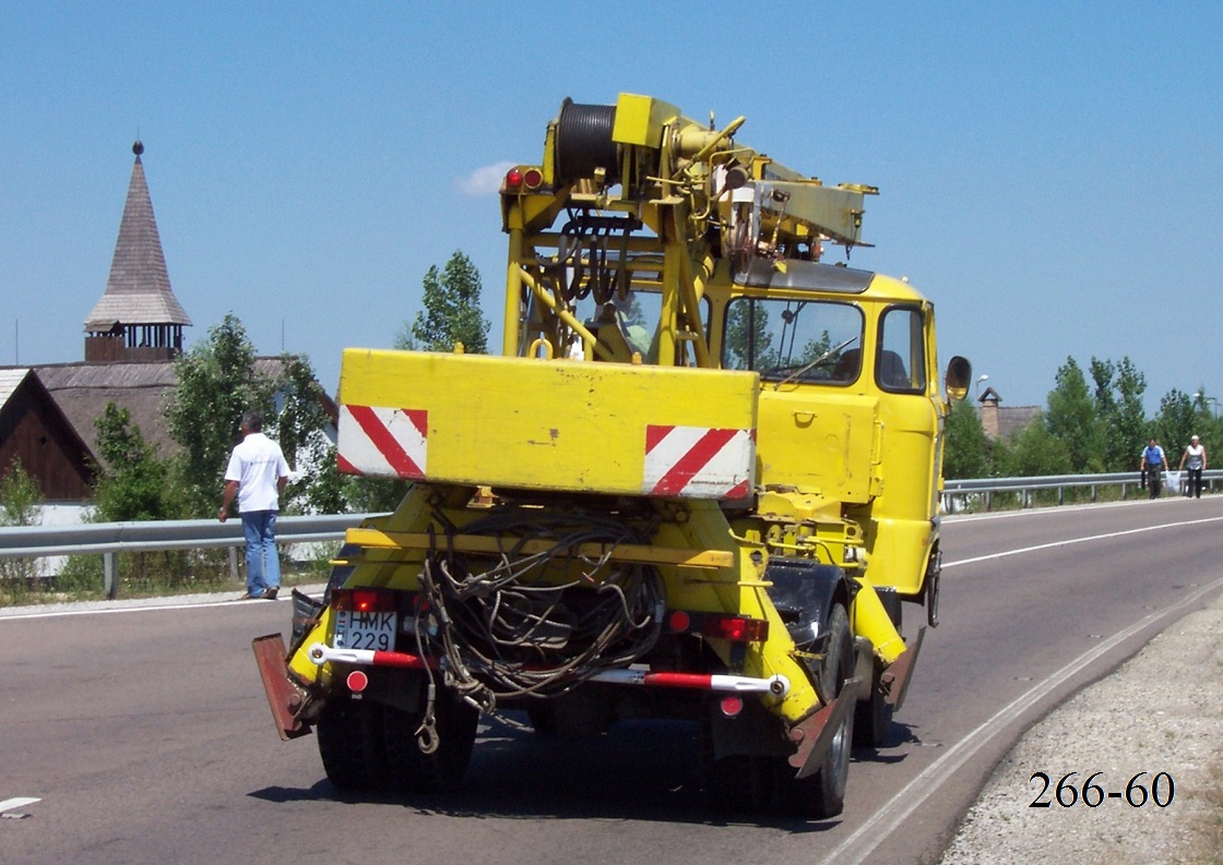 Венгрия, № HMK-229 — IFA W50LA (общая модель)