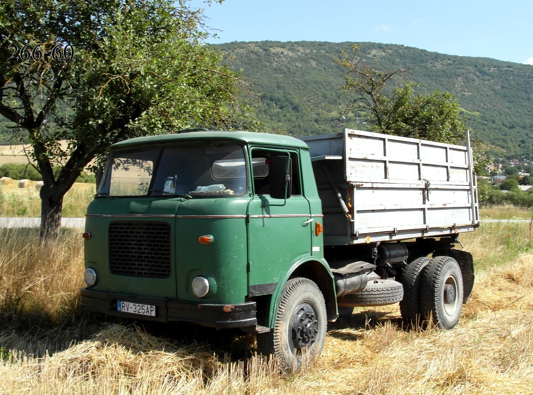 Словакия, № RV-325AP — Škoda 706 MTSP 24, MTSP 27