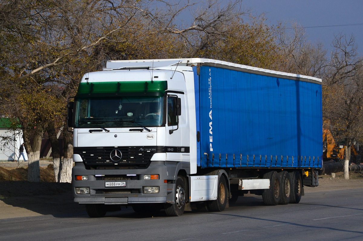 Волгоградская область, № М 888 РМ 34 — Mercedes-Benz Actros ('1997) 1843