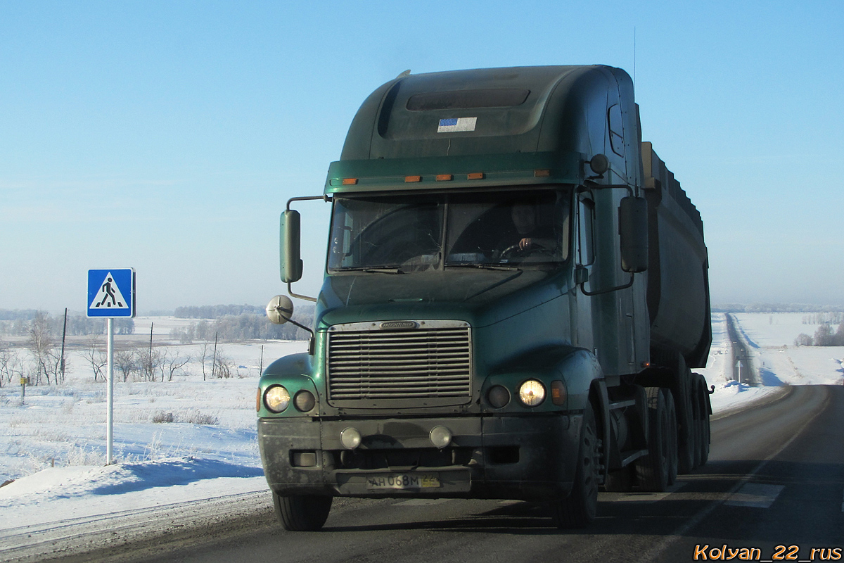 Алтайский край, № АН 068 М 22 — Freightliner Century Class