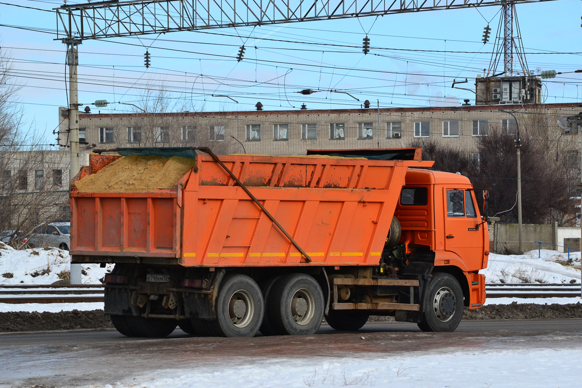 Волгоградская область, № Е 798 КМ 134 — КамАЗ-6520 [652000]